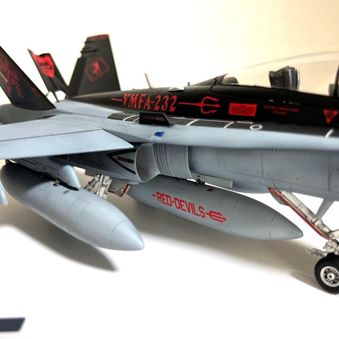 戦闘機プラモデル完成品1/48F-18ホーネット