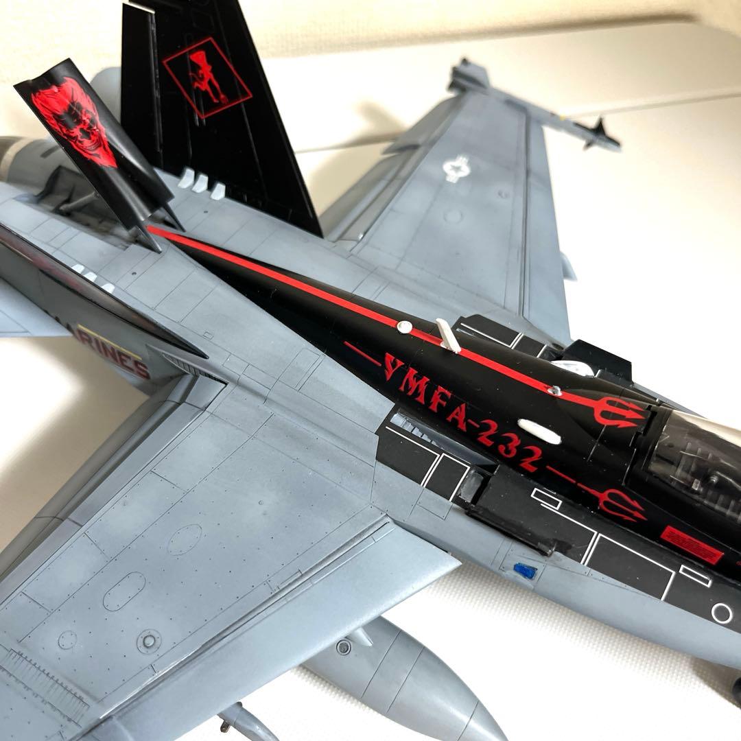 戦闘機プラモデル完成品1/48F-18ホーネット