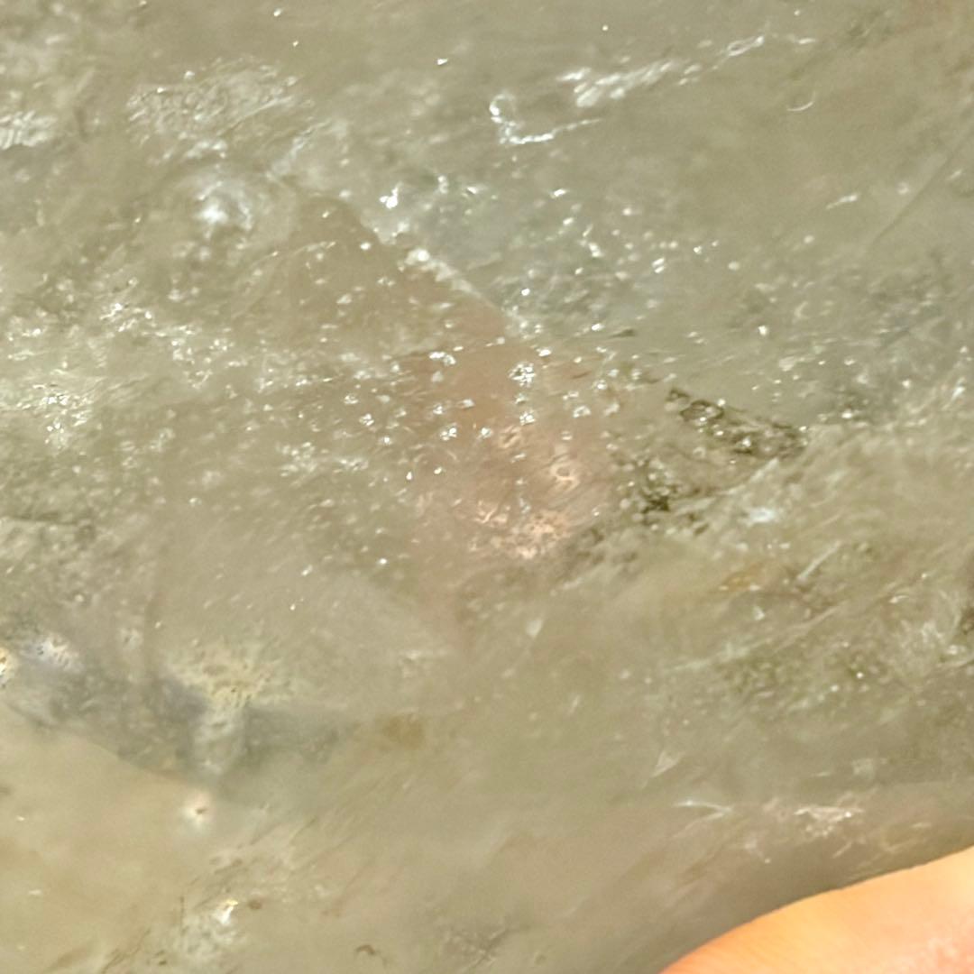 ◆約86mm 大玉！水晶スフィア 天然石鉱物スモーキークォーツ六条模様内包物