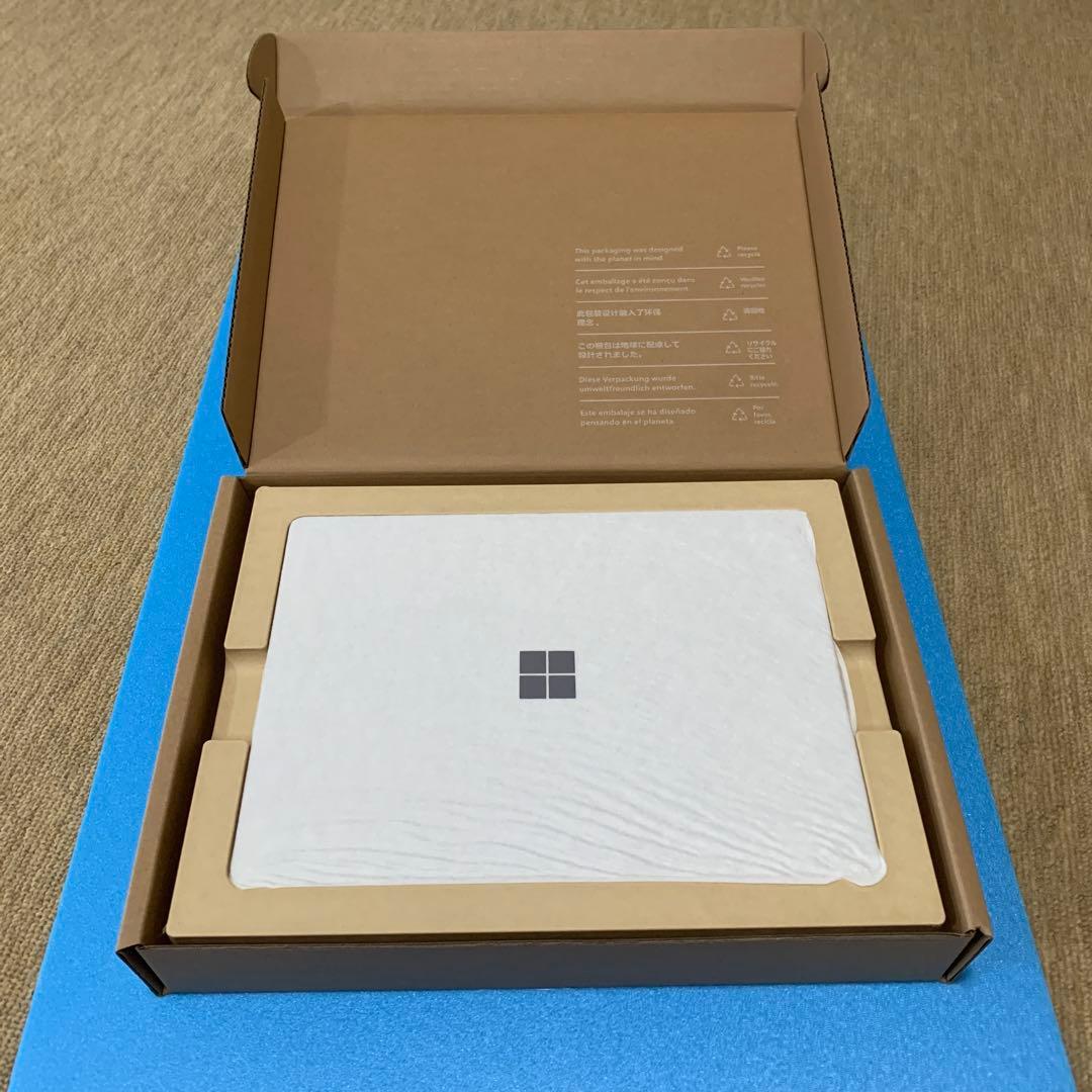 901 マイクロソフトSurface Laptop Go3 12.4タッチパネル