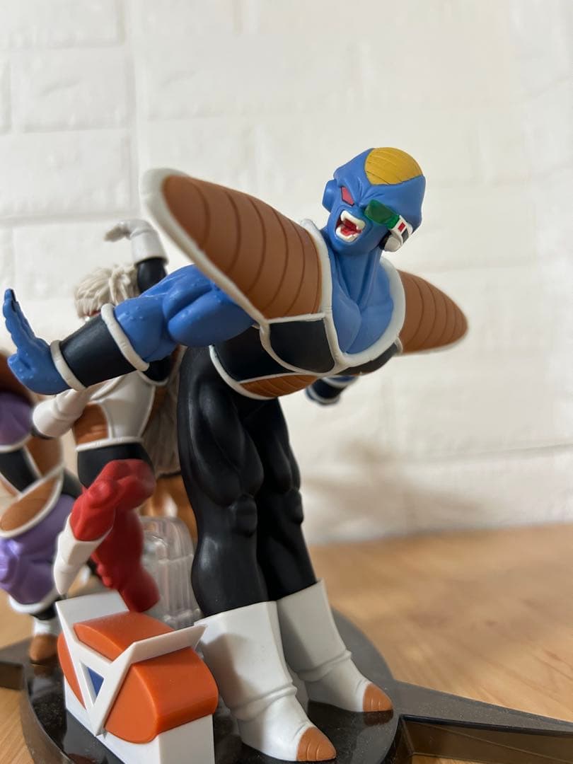 出陣フリーザ ギニュー特戦隊フィギュアセット