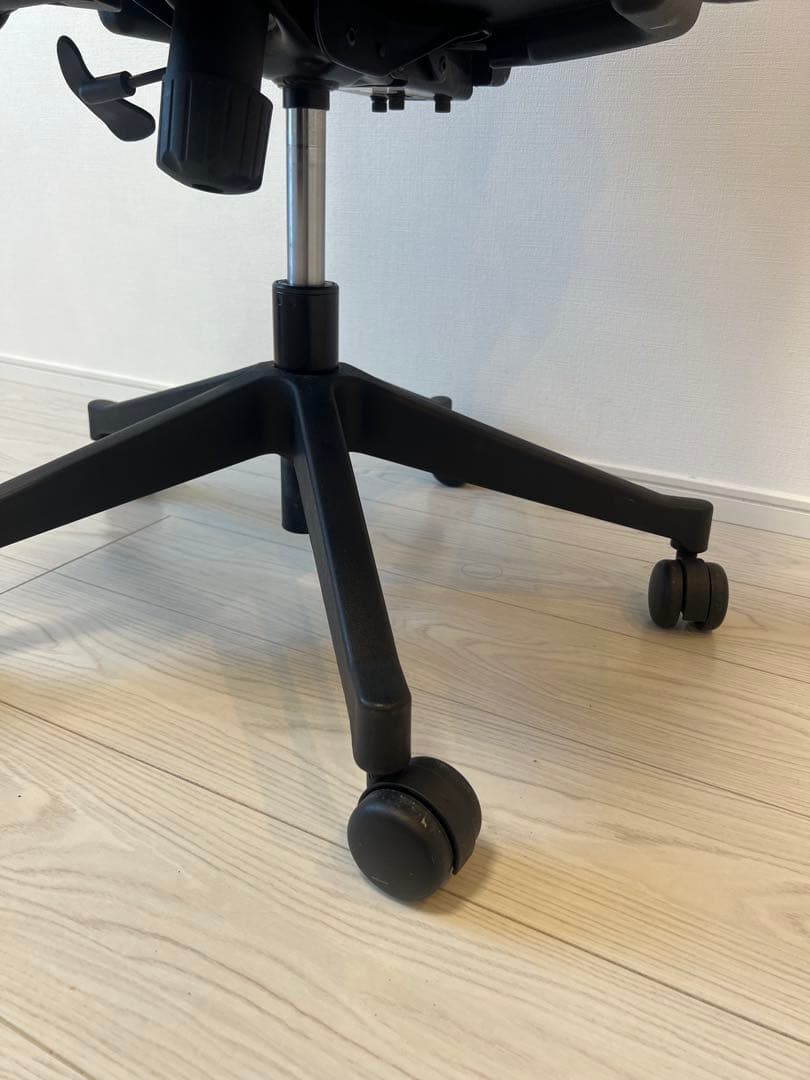 【週末限定値下】KOIZUMI コイズミ オフィスチェア メッシュ ブラック