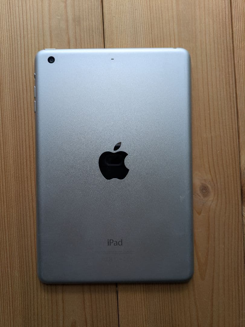 iPad mini3 wi-Fiモデル64gb シルバー 本体