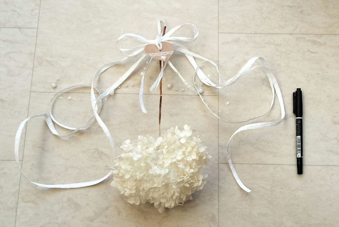 ブリーチアナベルのスワッグ　ハートラベルとパールシャワーつき