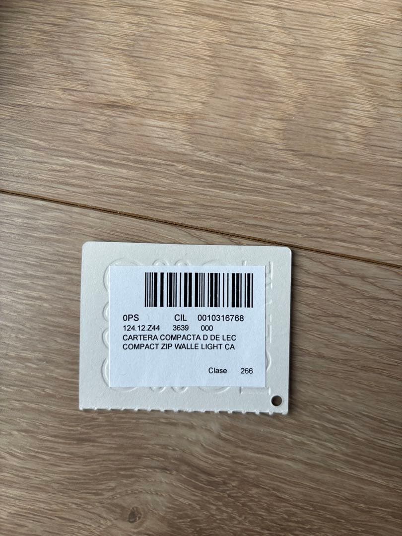 ロエベ コンパクトジップウォレット