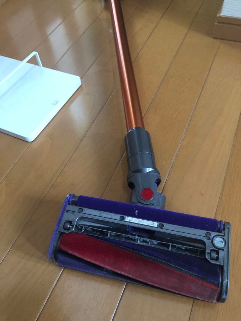 ダイソン　掃除機　ダイソンSV12コードレスクリーナー　コードレス掃除機