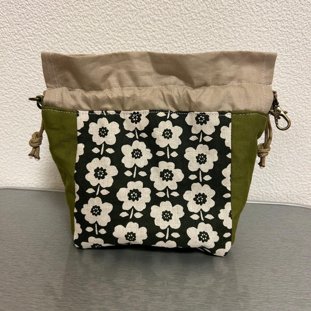 持ち手付き巾着ポーチ　ハンドメイド