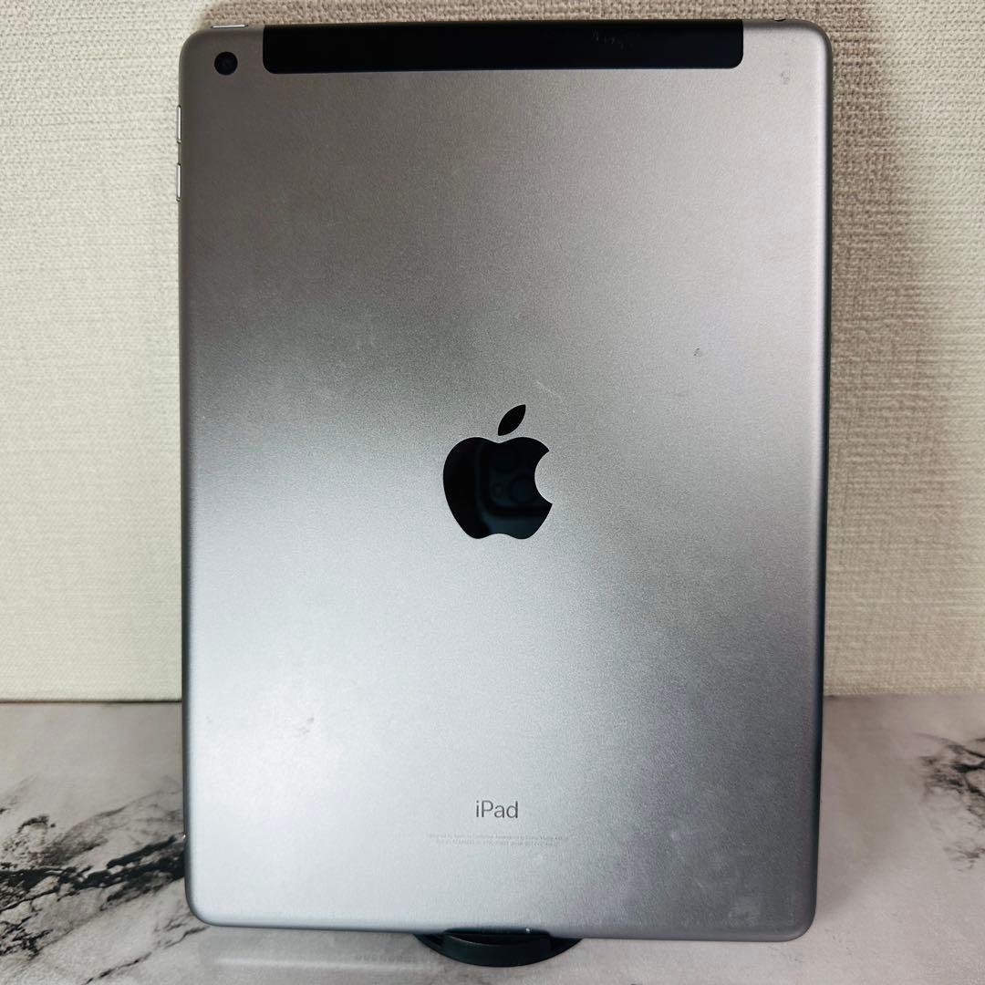 iPad 第5世代 32GB Wi-Fi + Cellular
