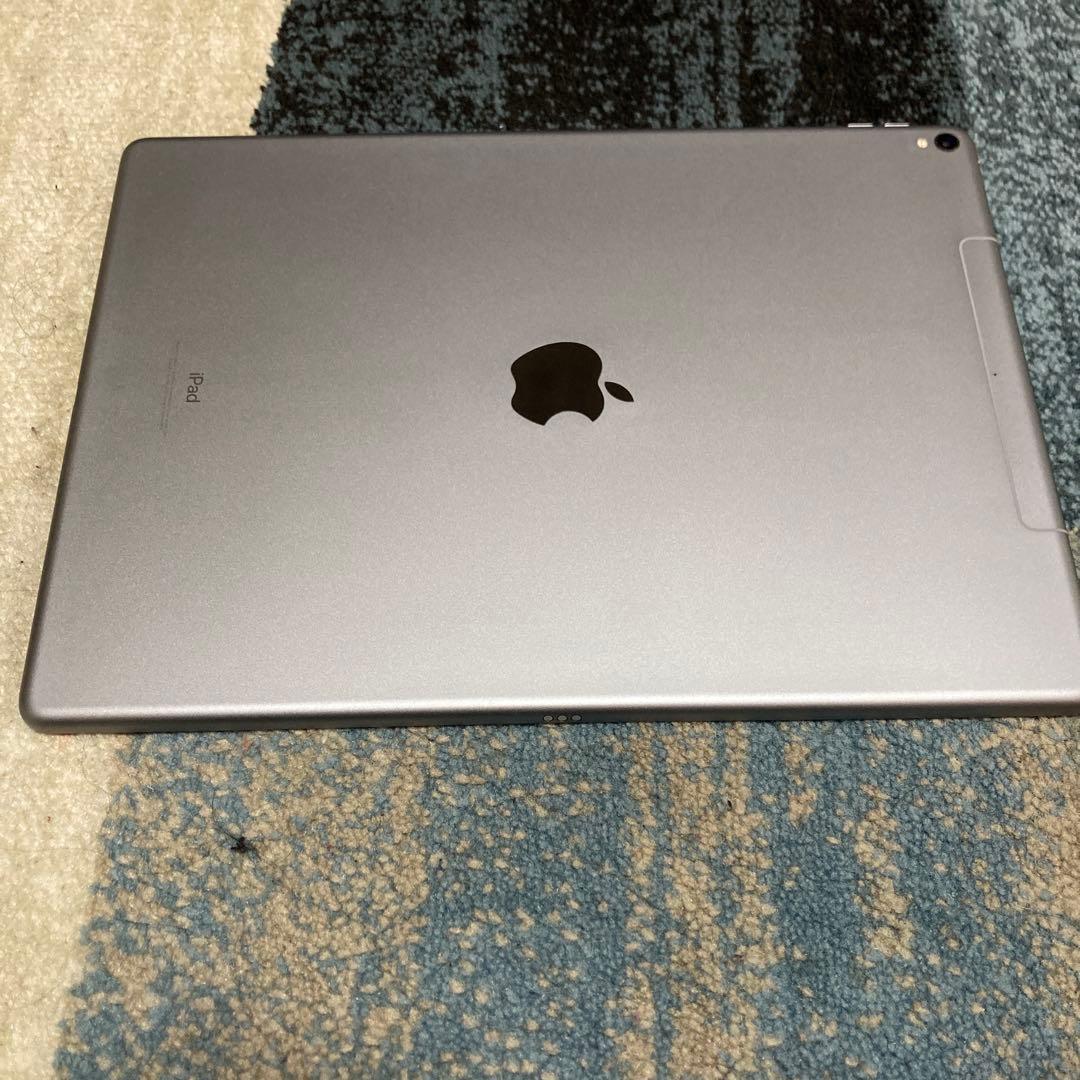 Apple iPad Pro 第一世代シルバー