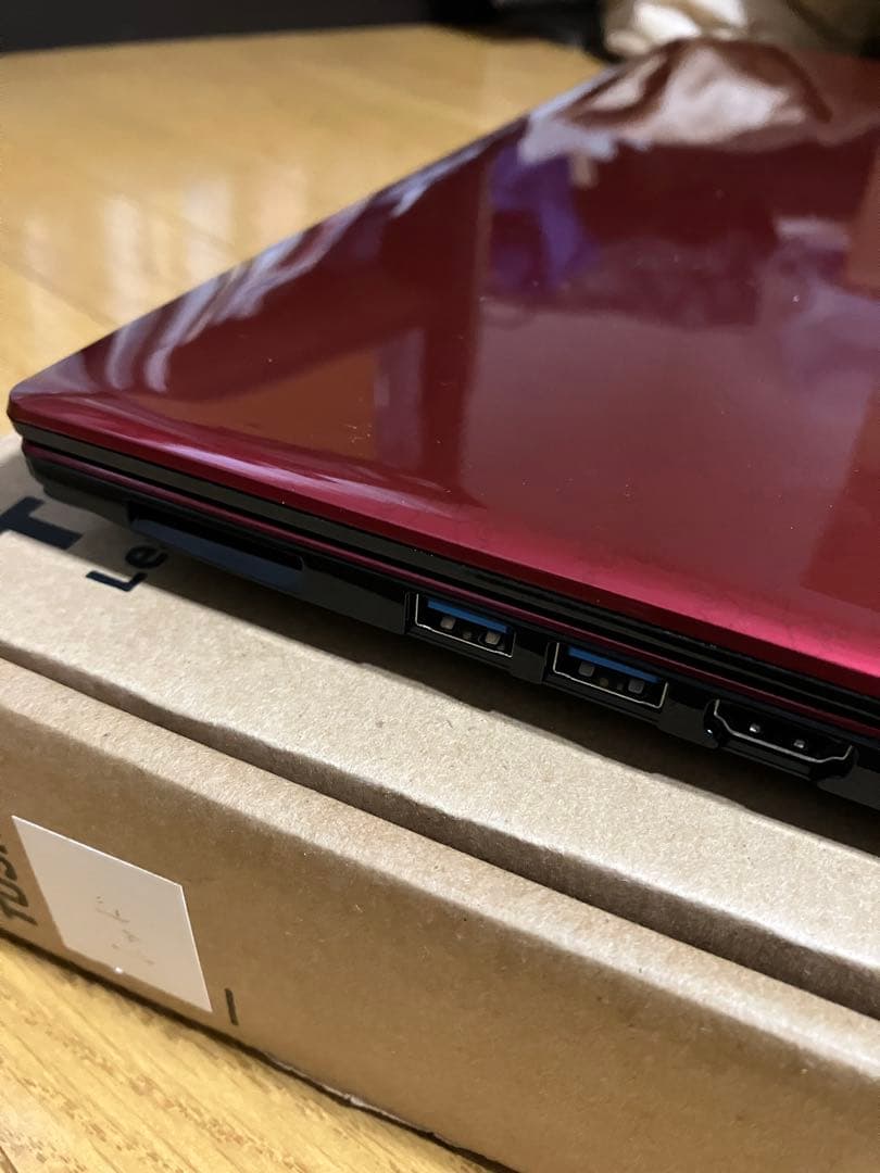 東芝ノートパソコン dynabook P1-T4KP-BR