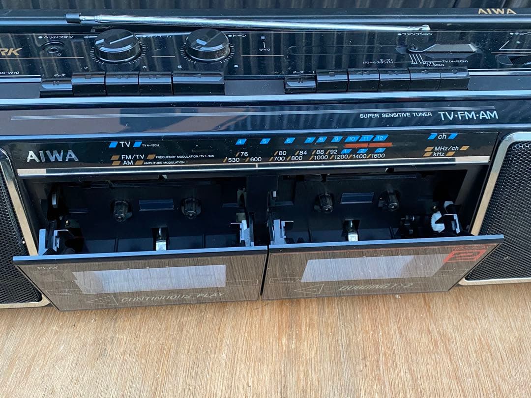 ★未使用★ アイワ　AIWA ダブル　ラジカセ　ラジオカセット　CS-W10