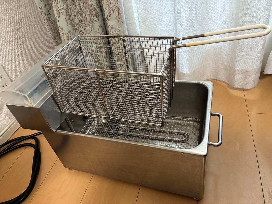 業務用　ニチワ電機　電気フライヤー　MMF-8 8L 100V