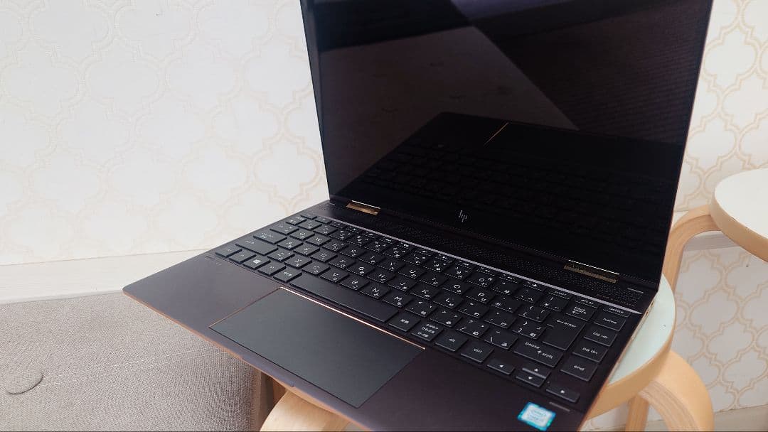 HPノートPC　Spectre x360 Convertible