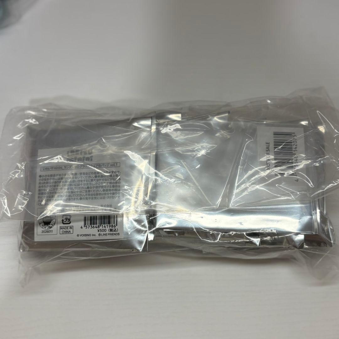 いれいす minini ホログラムスクエア缶バッジ 8個 特典カード3枚　セット