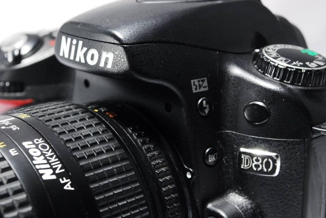 ♥Nikon D80♥ 高画質モデル 標準＋望遠Wレンズ 　ボディAF搭載