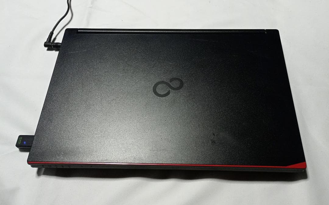 富士通 第８世代i5 オフィス、テレワーク可、大画面！