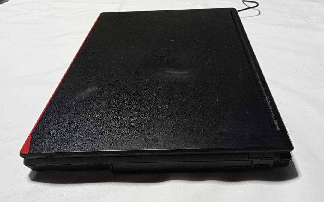 富士通 第８世代i5 オフィス、テレワーク可、大画面！