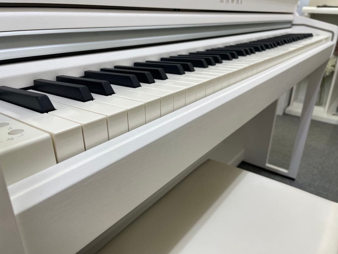 極美品　KAWAI CA4900GPW 木製鍵盤　21年製