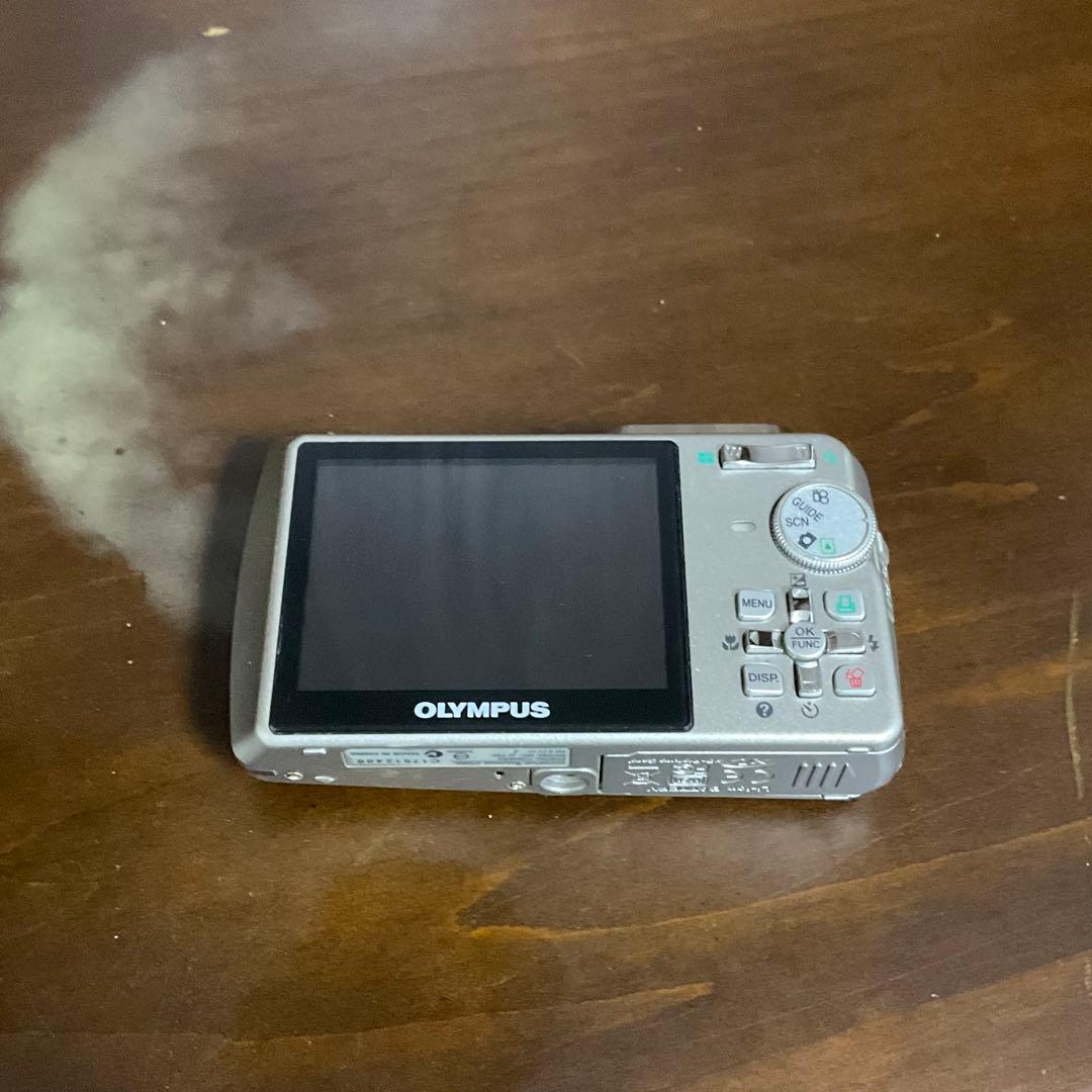Olympus μ750