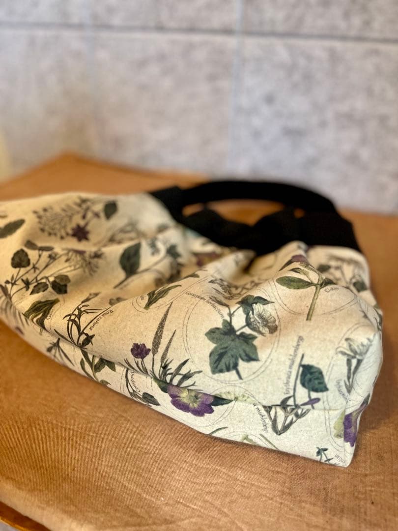 ハンドメイド⭐︎リボンワンピースとお揃いでワンハンドルバッグも⭐︎