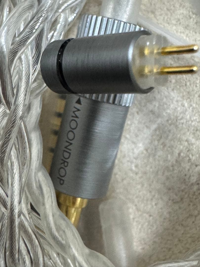 イヤホン 水月雨 moondrop illustrious