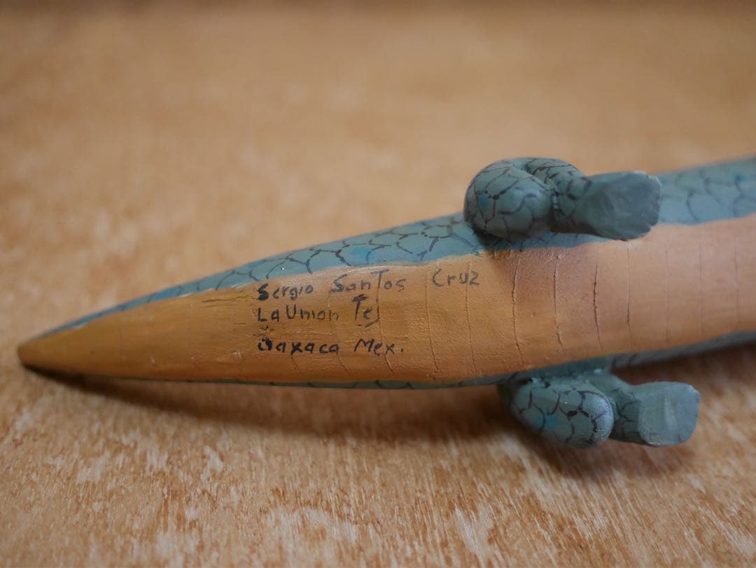 OAXACAN WOOD CARVING オアハカンウッドカービング　ワニ