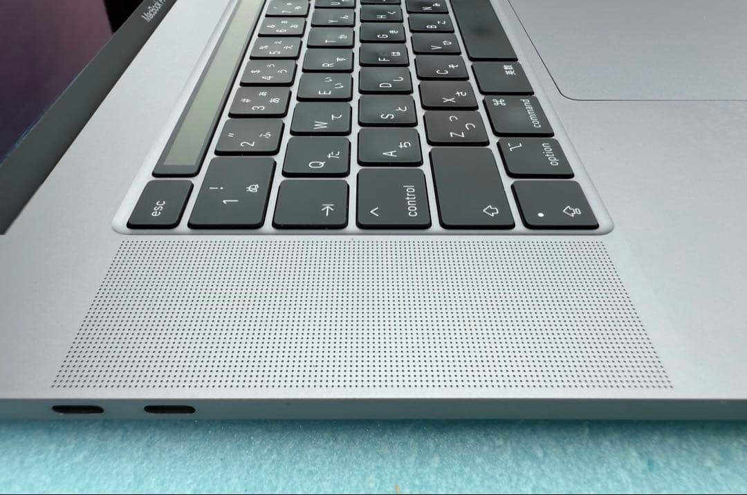 ワンオーナーMacBook Pro 16インチ i9 1TB