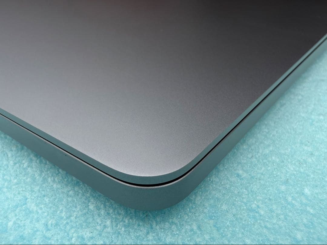 ワンオーナーMacBook Pro 16インチ i9 1TB