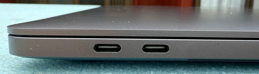 ワンオーナーMacBook Pro 16インチ i9 1TB