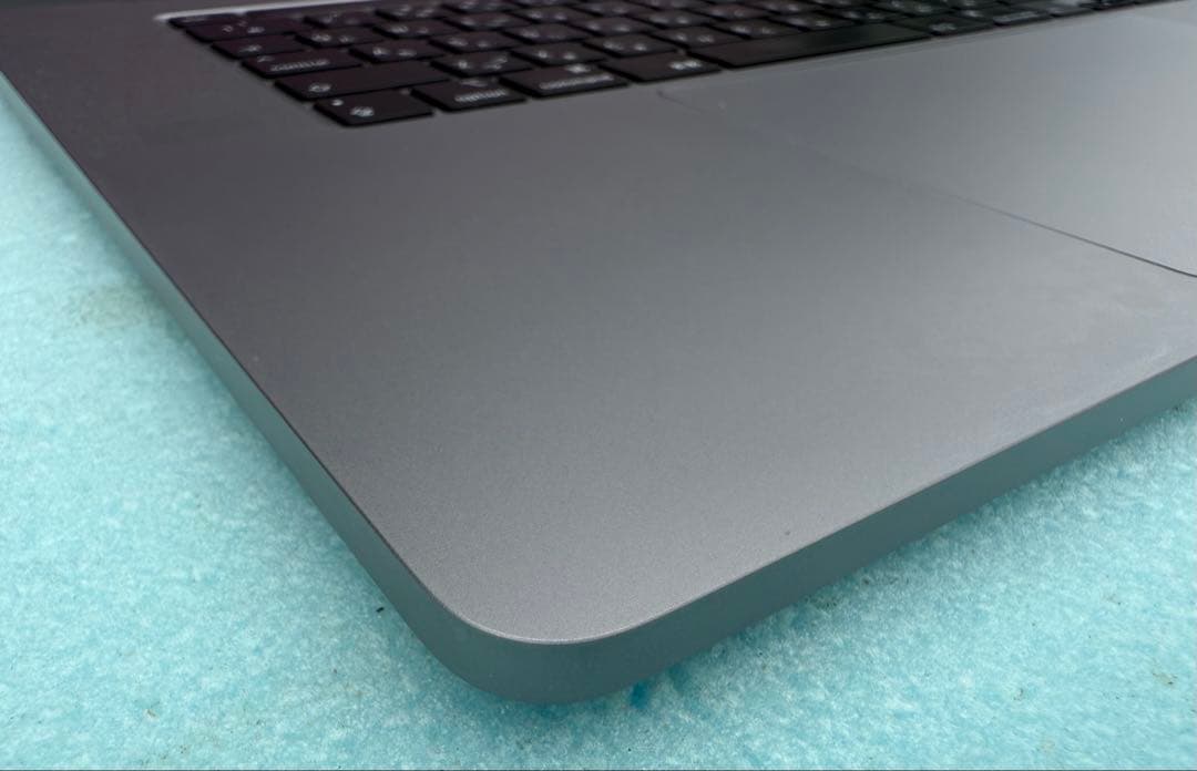 ワンオーナーMacBook Pro 16インチ i9 1TB