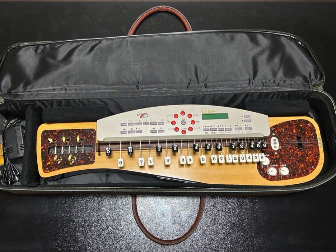 大正琴あゆ　メーカー :スズキ　型番:TES-151