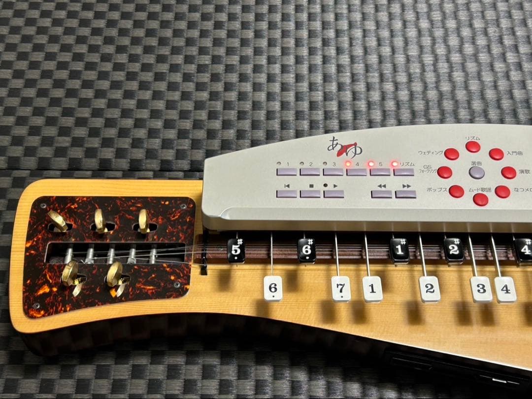 大正琴あゆ　メーカー :スズキ　型番:TES-151