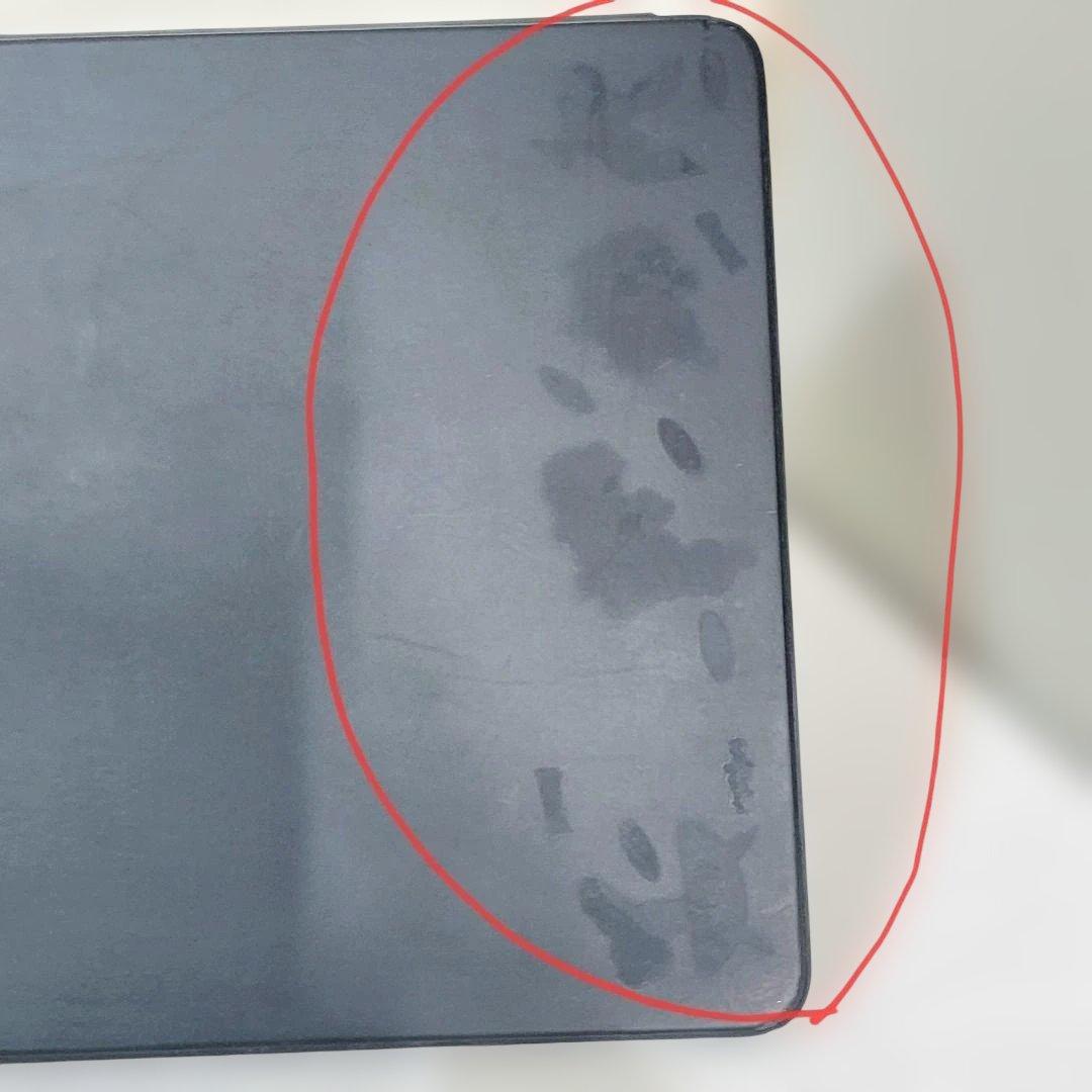 12.9インチiPad Pro（第6世代）Smart Keyboard Foli