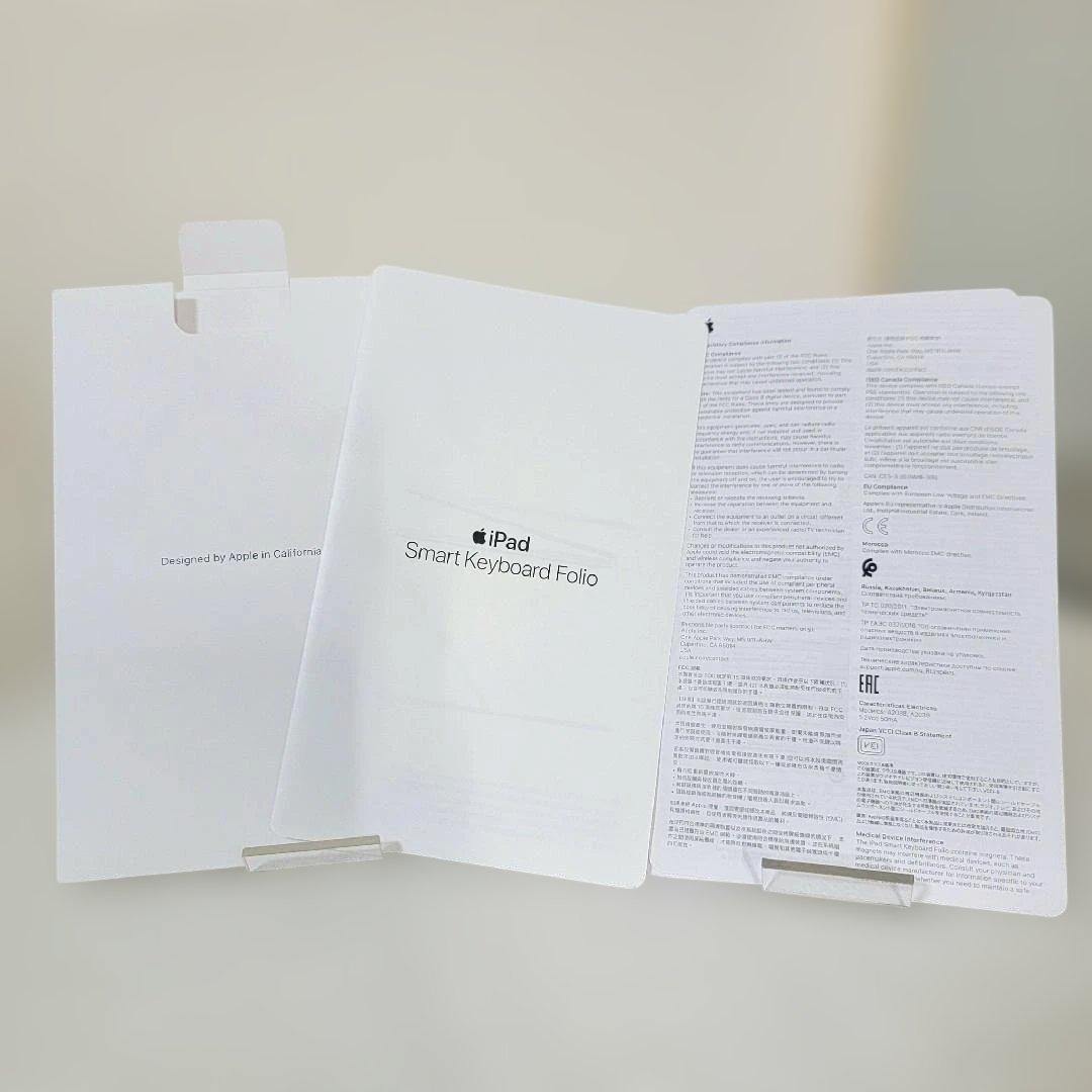 12.9インチiPad Pro（第6世代）Smart Keyboard Foli