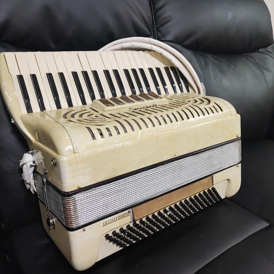 アコーディオン 41鍵 120ベース HMML Castelfidardo