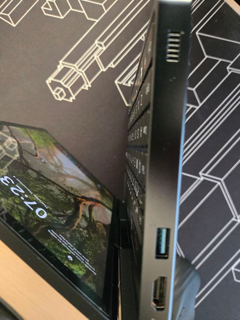 【美品】GPD Pocket 4 (Ryzen 8840U ) 16GB/1TB