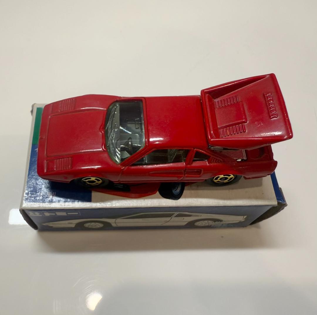 トミカ フェラーリ 308GTB F35 日本製 青箱 外国車シリーズ