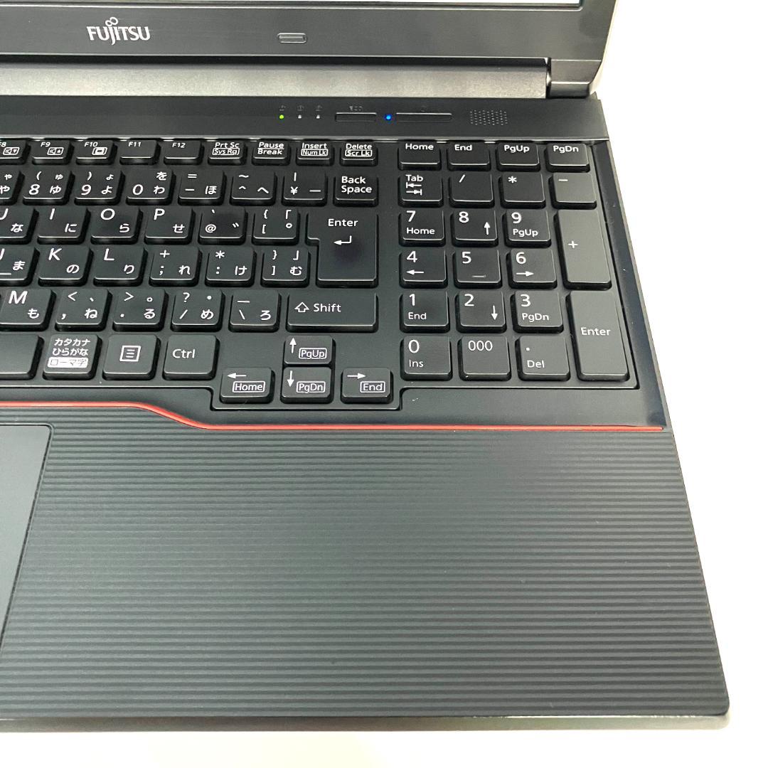 仕事も趣味もはかどる❣️綺麗めブラック すぐ使える 快速SSD ノートパソコン