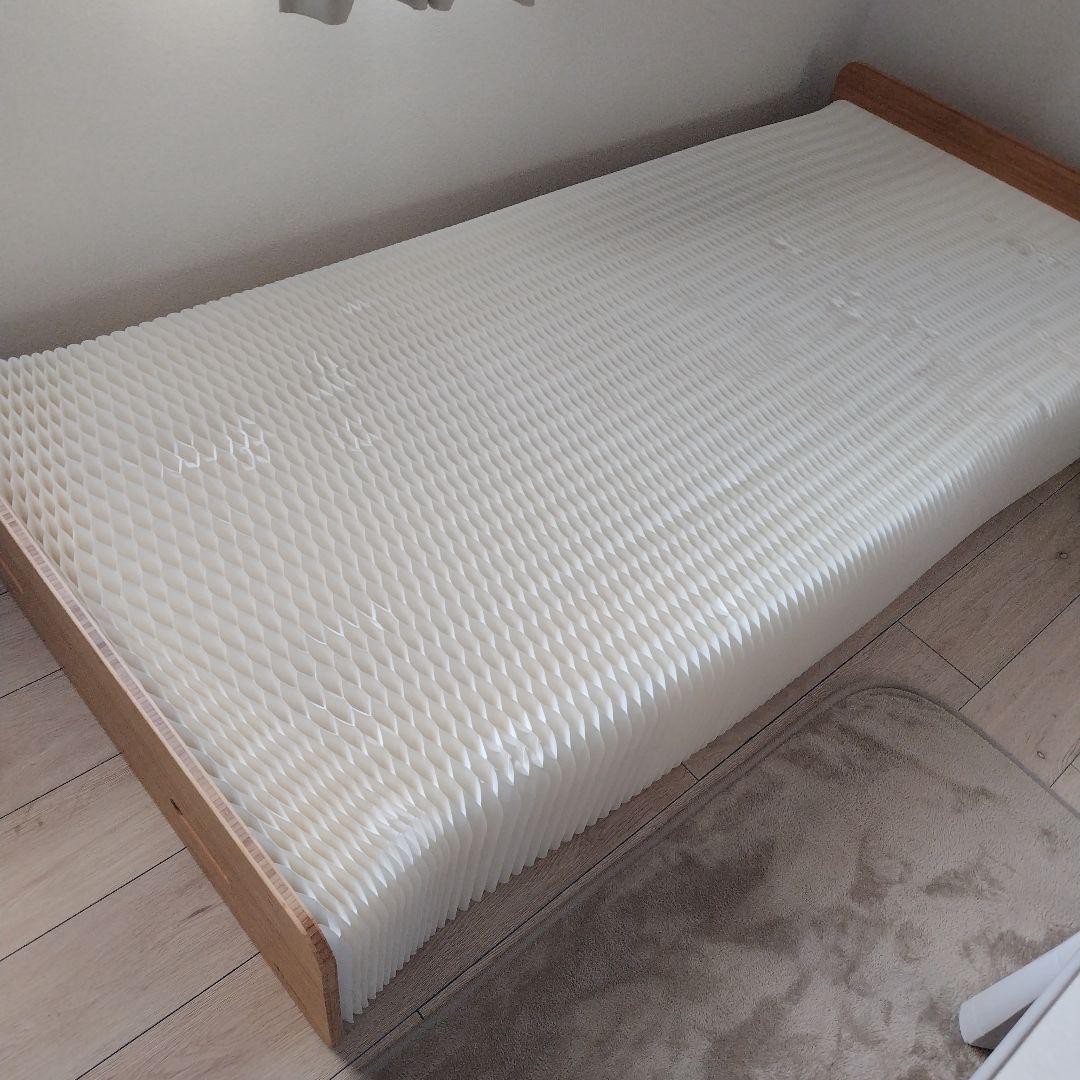 折りたたみベッド ペーパーベッド シングル マットレス付き