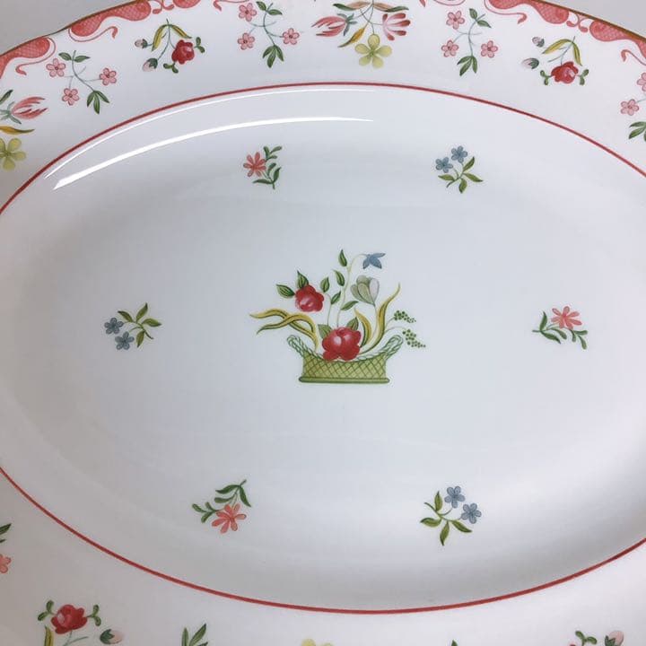 最終価格【未使用】　大皿　ウェッジウッド ビアンカ オーバルサービングプレート