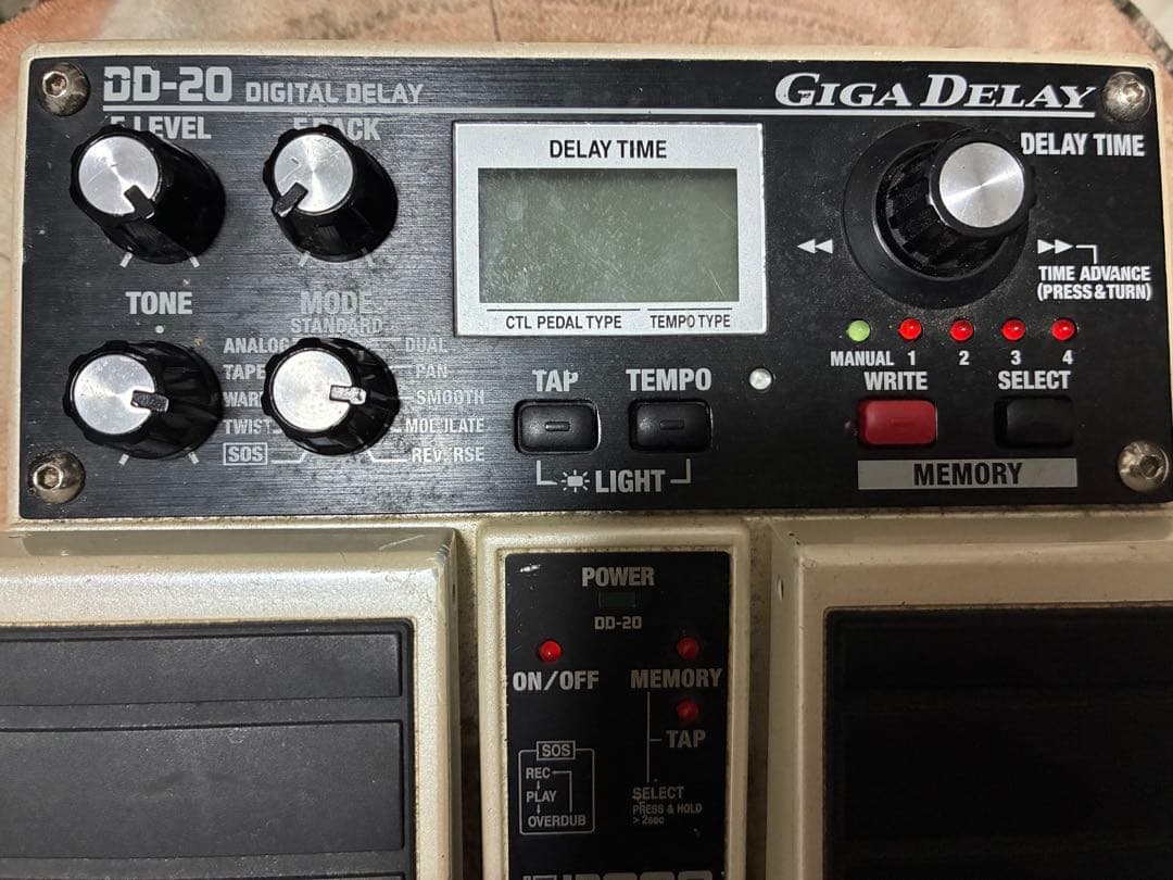 BOSS DD-20 GIGA DELAY デジタルディレイ　完動品