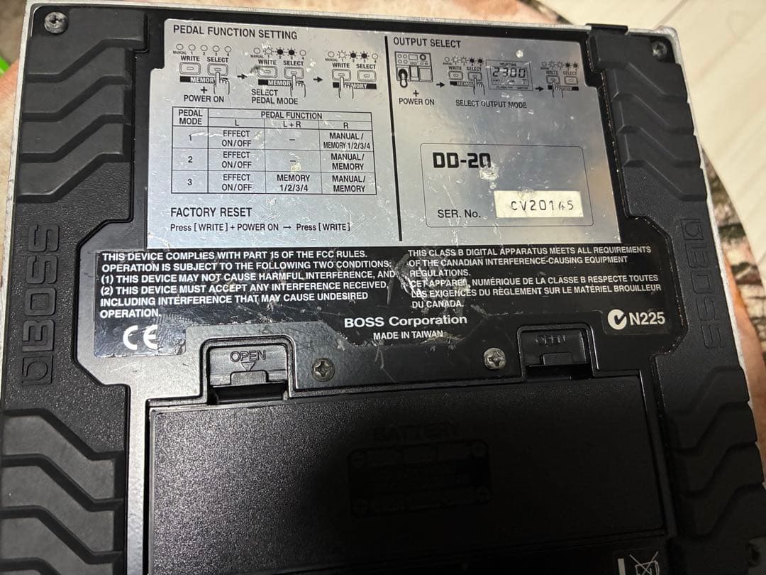 BOSS DD-20 GIGA DELAY デジタルディレイ　完動品