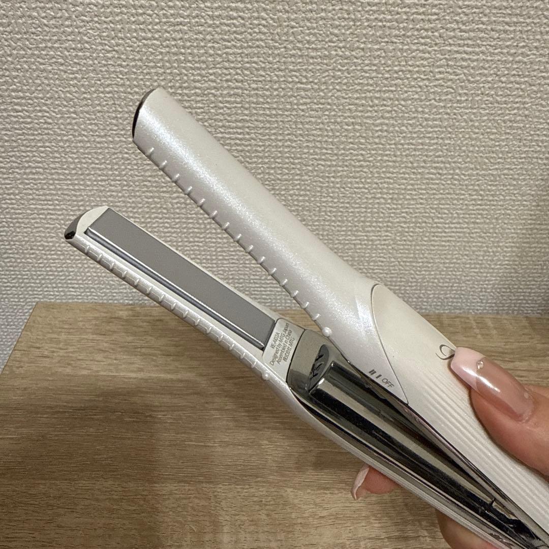 refa ストレートアイロン ミニサイズ　コードレス