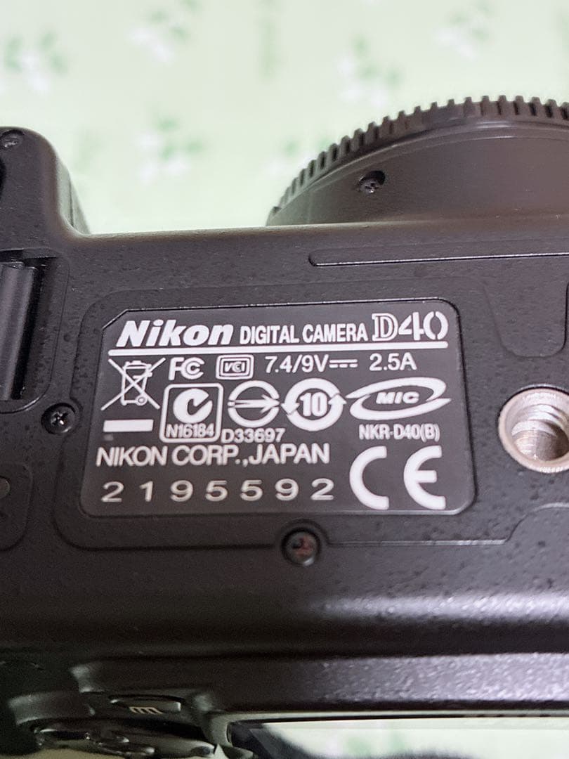 ニコンNikon D40デジタル一眼レフカメラ　レンズAF-S18-55mm