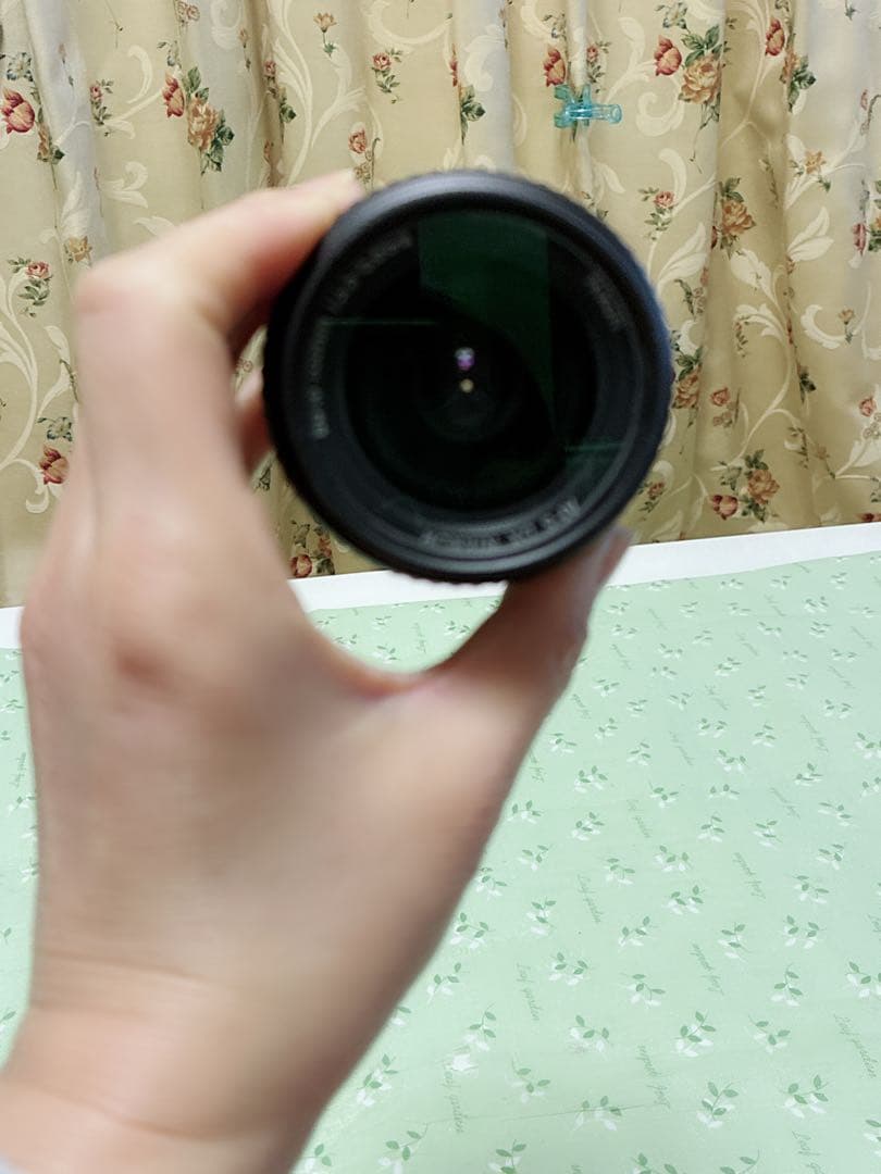 ニコンNikon D40デジタル一眼レフカメラ　レンズAF-S18-55mm