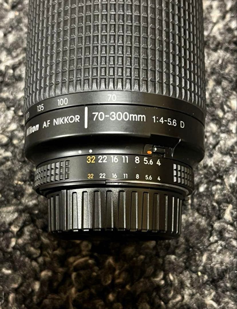 Nikon D7200 デジタル一眼レフカメラ　はちろく