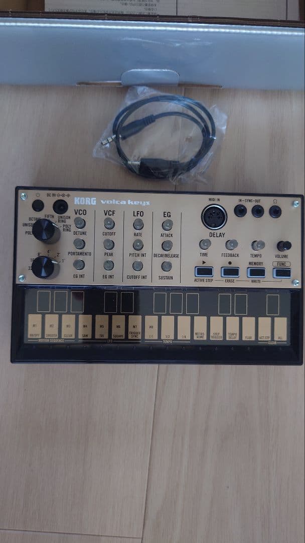 鍵盤楽器 KORG volca keys
