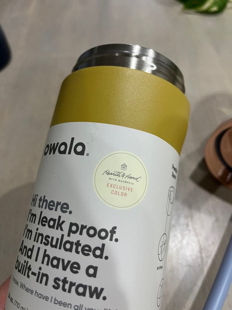 Owala オワラ　水筒　710ml ホワイト　黄緑