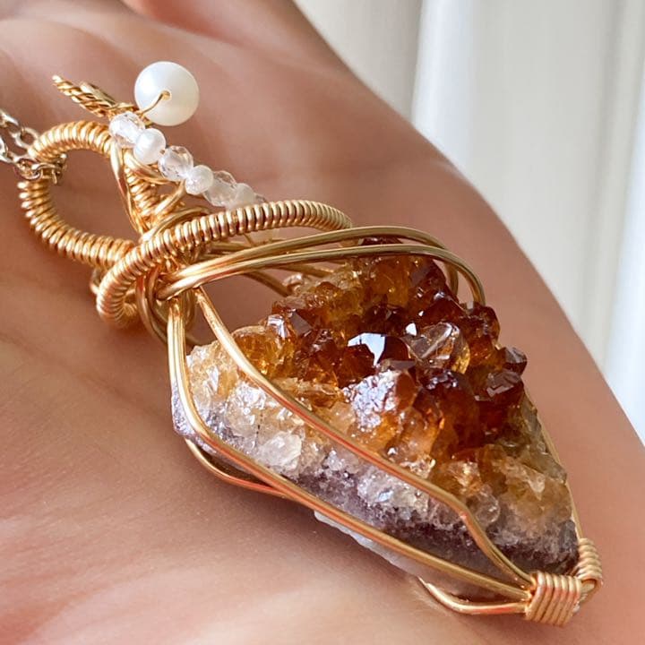 煌めくシトリンドゥルージーのワイヤージュエリー