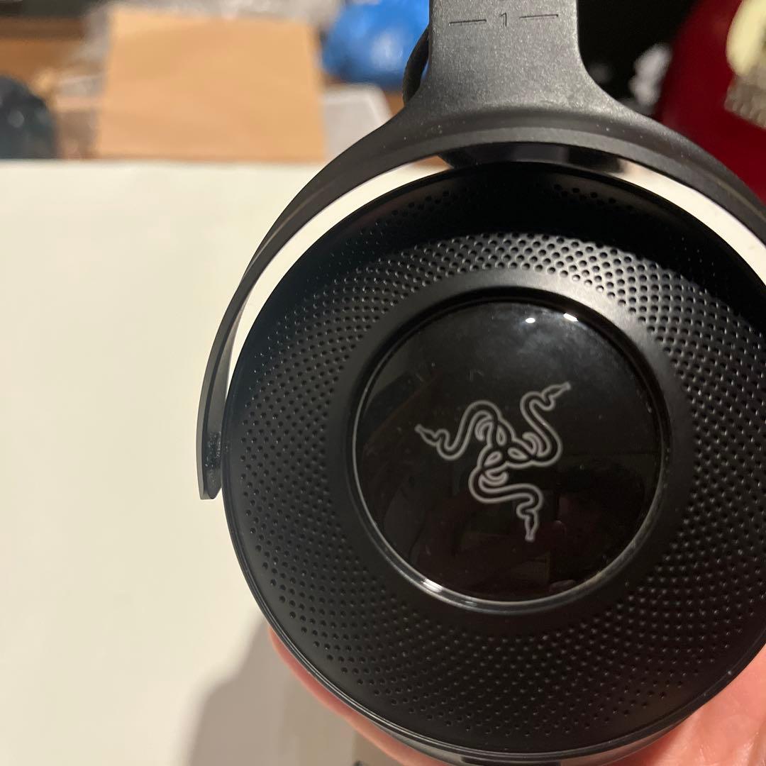 ヘッドホン Razer Kraken V3 HyperSense